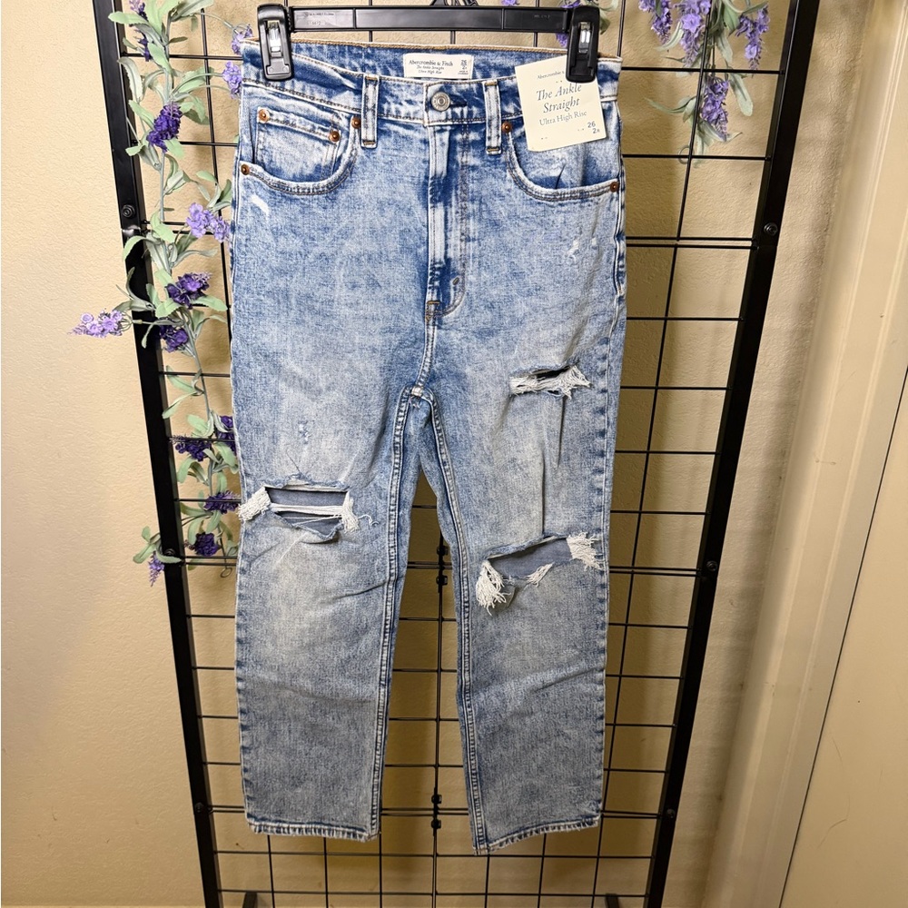Abercrombie & Fitch Ripped Blue Women’s Jeans
